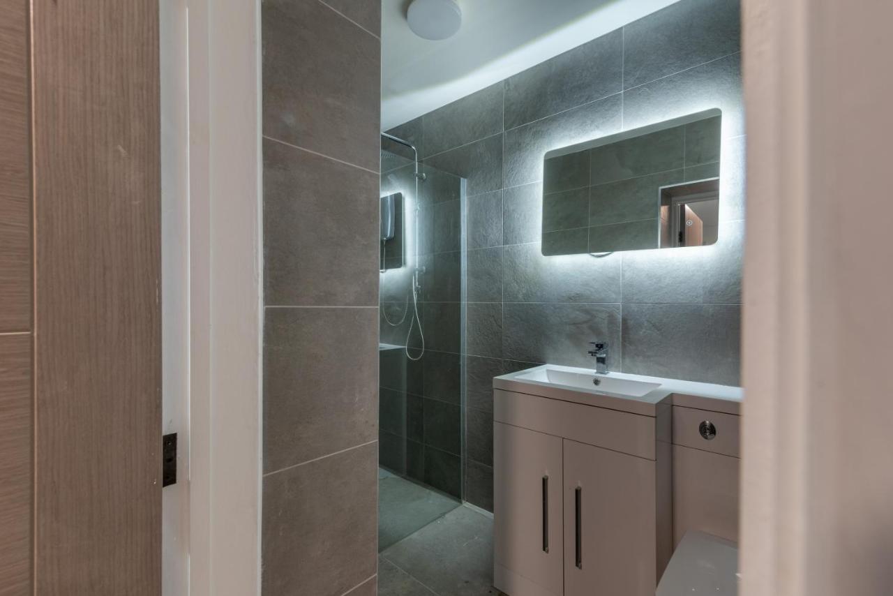Cardiff Luxe Living Apartments מראה חיצוני תמונה